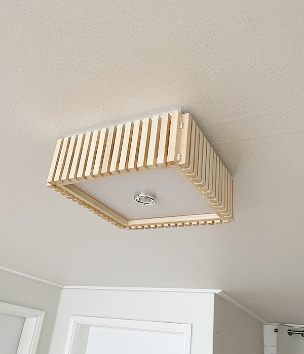 페네스 편백나무 현관센서등 20W